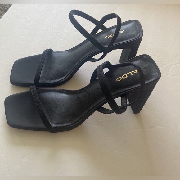 Brand New in Box Aldo Okurr Black Strappy Heeled Sandals - Picture 4 of 4